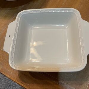 Retired Nora Fleming Pearl Dot 8x8 Baker